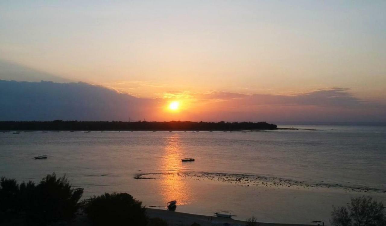 Sunset Beach Bungalow กิลิเมโน ภายนอก รูปภาพ